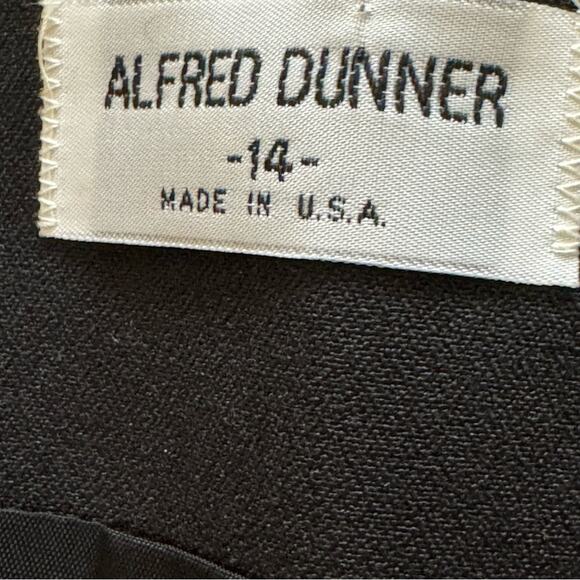 Alfred Dunner black two button appliquéd blazer jacket size 14 b13 - Picture 2 of 4